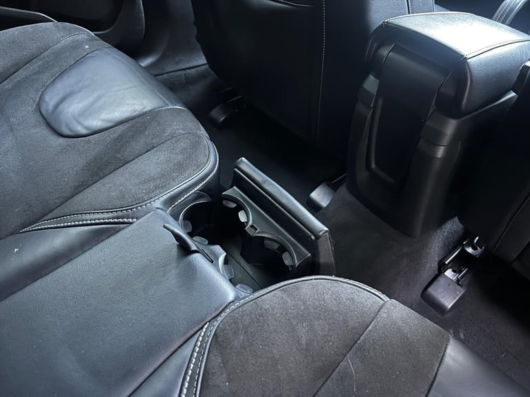 2018 Volvo V40 2.0 T2 R-Design Euro 6 (s/s) 5dr HATCHBACK Petrol Manual