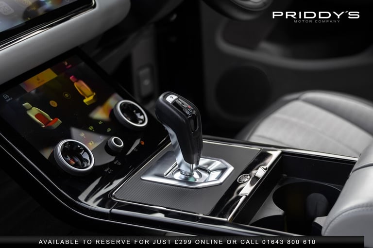 LAND ROVER RANGE ROVER EVOQUE 1.5 P300e 12.2kWh R-Dynamic HSE - Heated wheel,