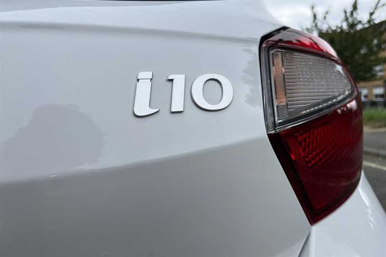 2025 Hyundai i10 1.0 [63] Premium 5dr Auto [Nav] HATCHBACK PETROL Automatic
