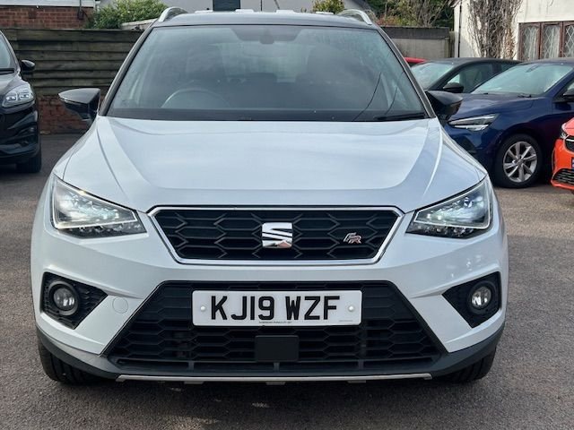 2019 SEAT Arona 1.6 TDI FR SUV 5dr DIESEL EURO 6 (s/s) (115 ps) WITH SERVICE HISTORY  HATCHBACK D...