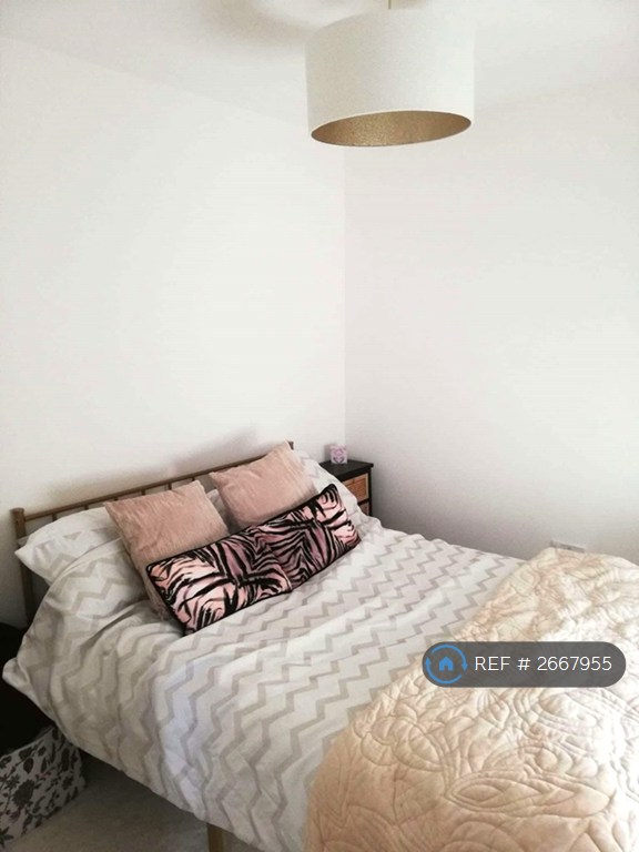 3 bedroom house in Primrose Street, Rhondda, CF40 (3 bed) (#2667955)