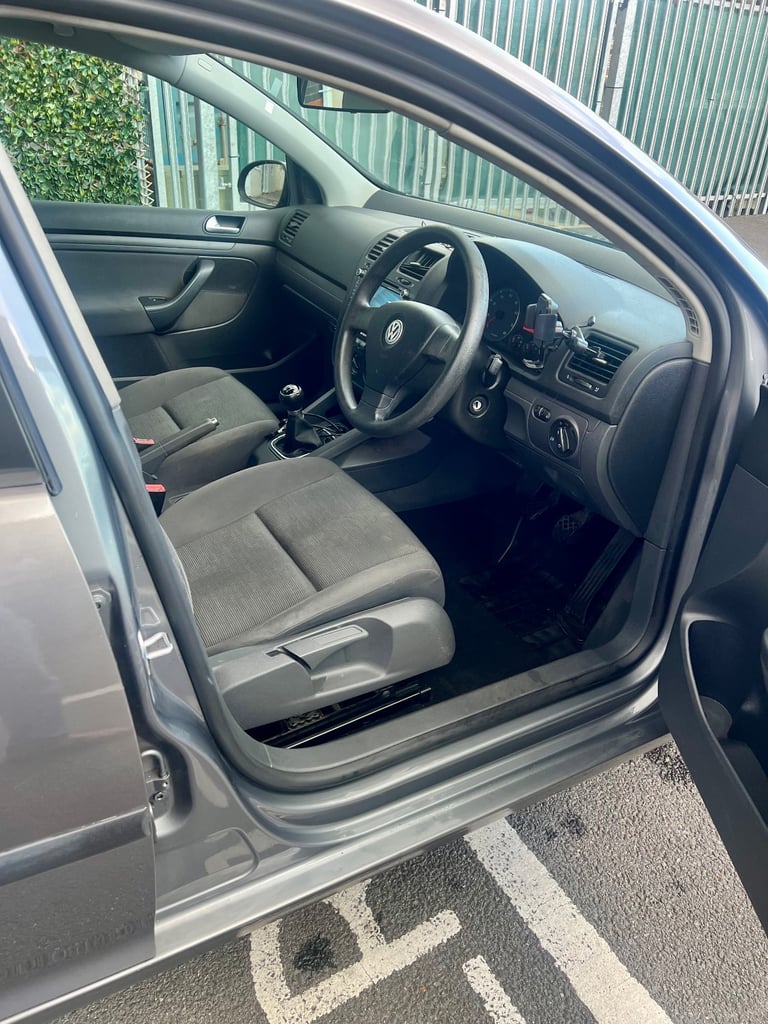 Volkswagen, GOLF, Hatchback, 2006, Manual, 1598 (cc), 5 doors