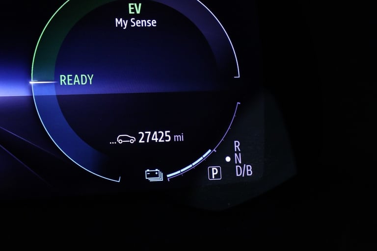 2022 Renault Captur 1.6 E-TECH Hybrid 145 R.S. Line 5dr Auto Hatchback Hybrid Automatic