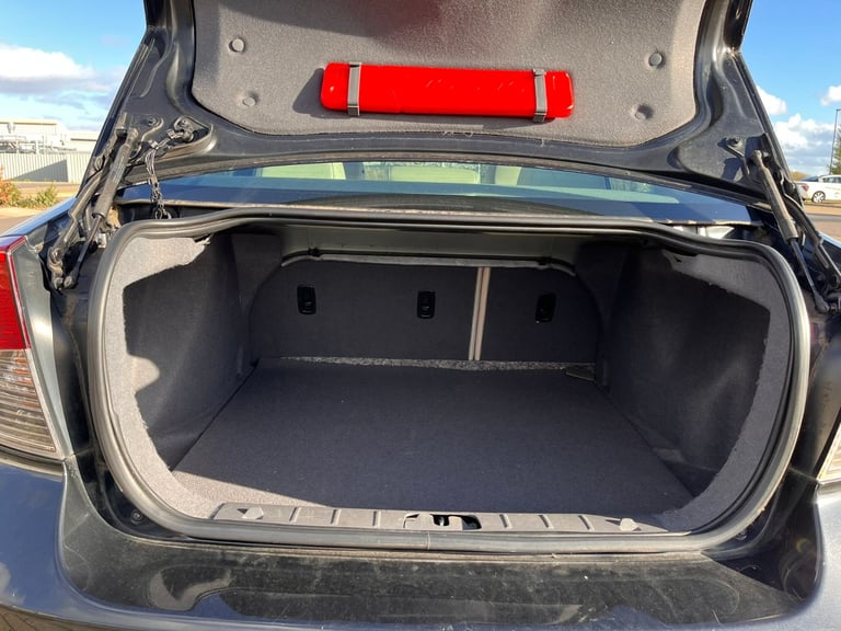 Volvo, S40, Saloon, 2011, Manual, 1560 (cc), 4 doors