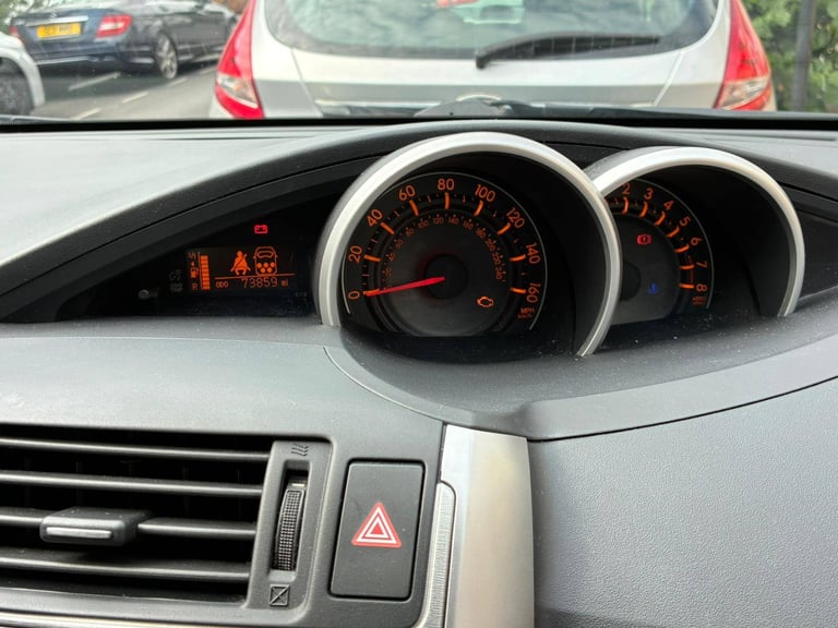 Toyota, VERSO, MPV, 2011, Manual, 1598 (cc), 5 doors
