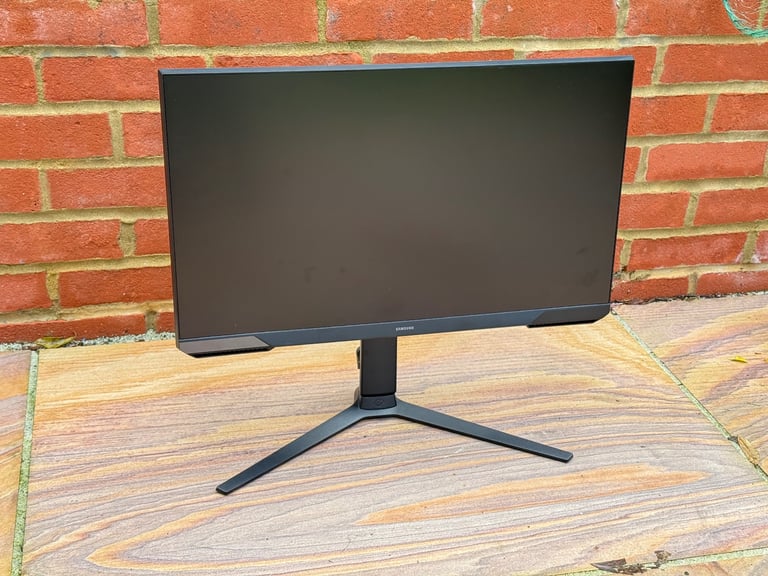 Samsung Monitor Odyssey G3 LS24DG302EUXXU 24"