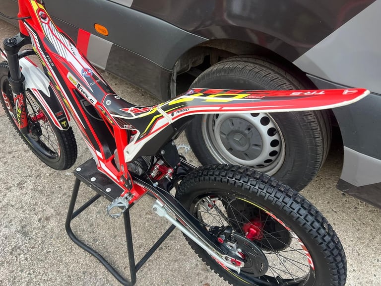 2022 TRS On-E RR 20 Kids Electric Trials Bike - Children's Off-Road Fun Quiet