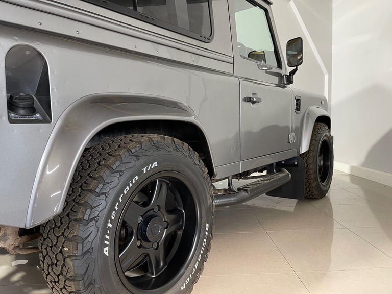2009 Land Rover Defender XS Station Wagon TDCi ESTATE DIESEL Manual