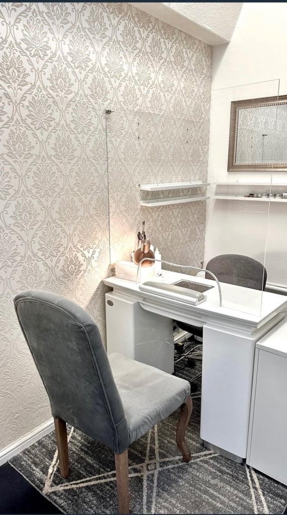 Beauty / Treatment room in Leeds City Centre 