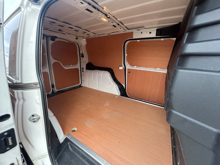 2021 Volkswagen Caddy Maxi 2.0 TDI 102PS Commerce Van PANEL VAN Diesel Manual