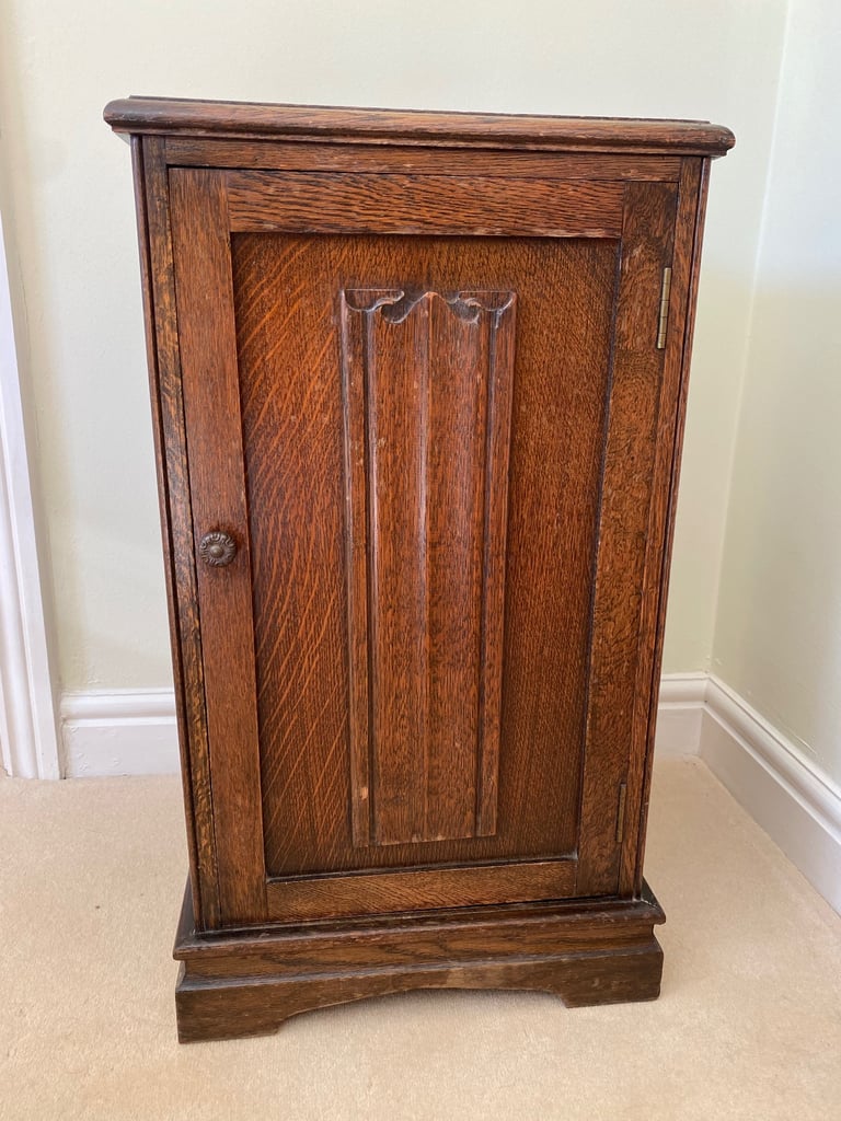 Vintage Oak Bedside Cabinet Table