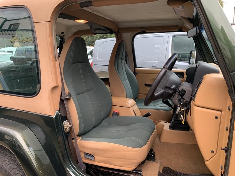 1997 RHD Jeep Wrangler 4.0L SAHARA TJ SERIES 5-SP MANUAL (LOW MLS) CLASSIC CAR 