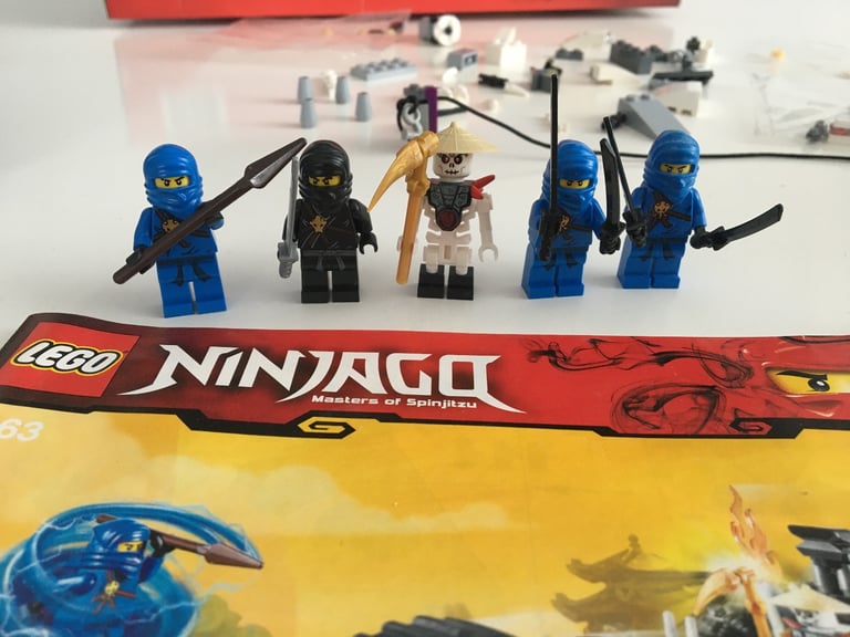 LEGO Ninjago 2263 with Jay , Cole & Frakjaw Figures from 2011 (INCOMPLETE)