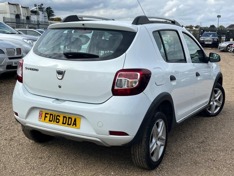 2016 Dacia Sandero Stepway 0.9 TCe Ambiance 5dr [Start Stop] HATCHBACK PETROL Manual