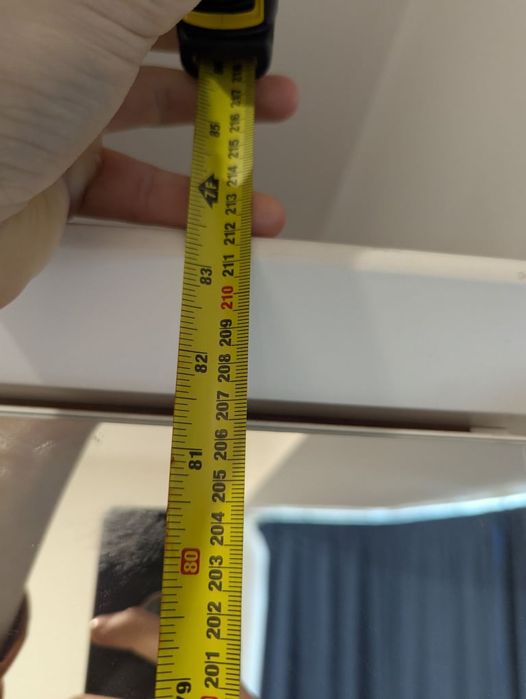 Large Mirrored Wardrobe 2070h x 1330w x 610d