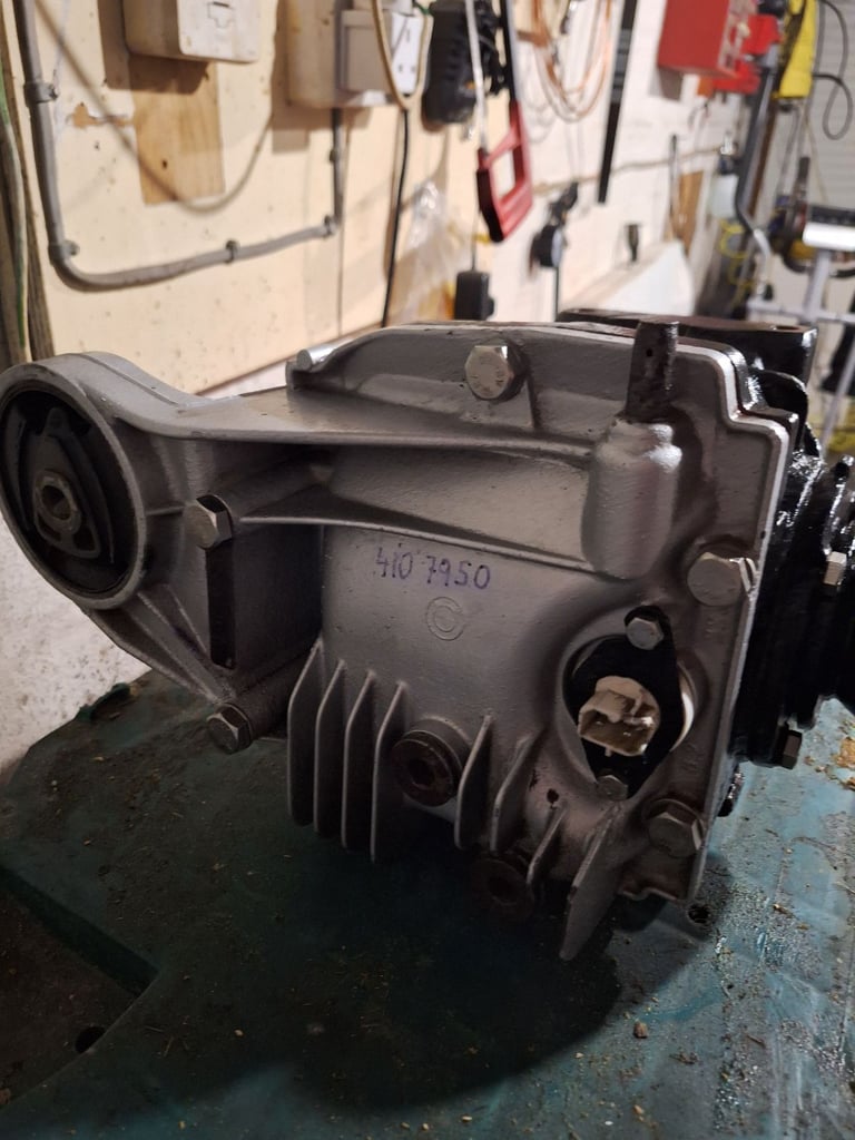 image for Bmw e30 small case 6 bolt welded diff