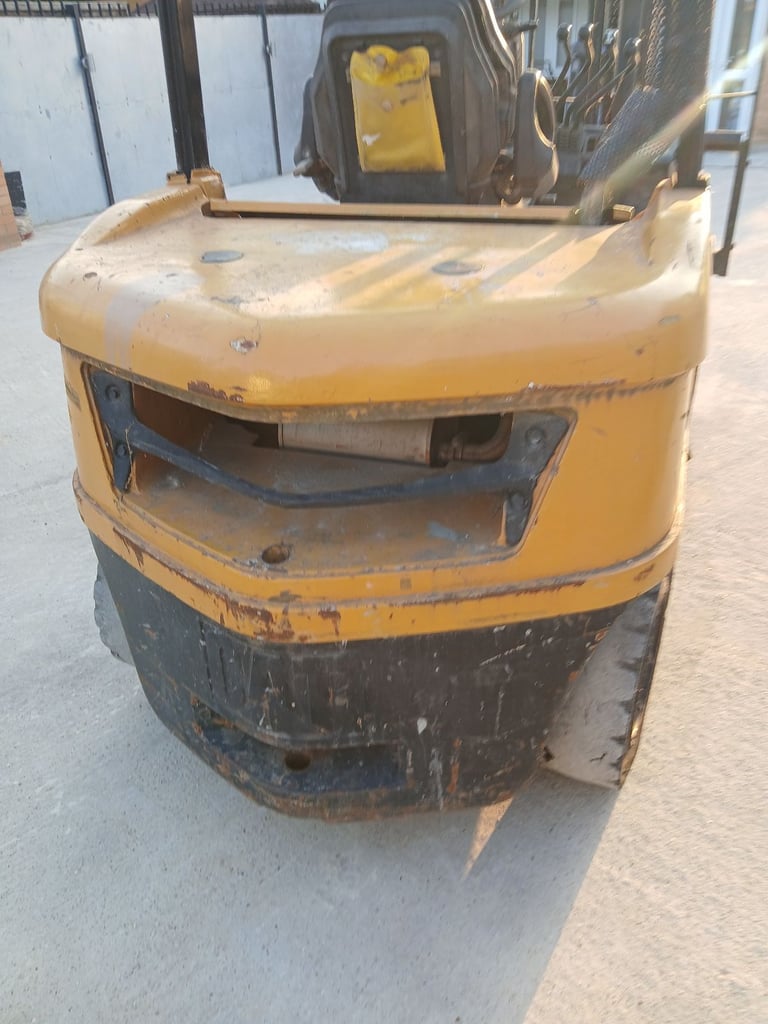 CAT DIESEL FOLKLIFT DOUBLE MASK FOR SALE