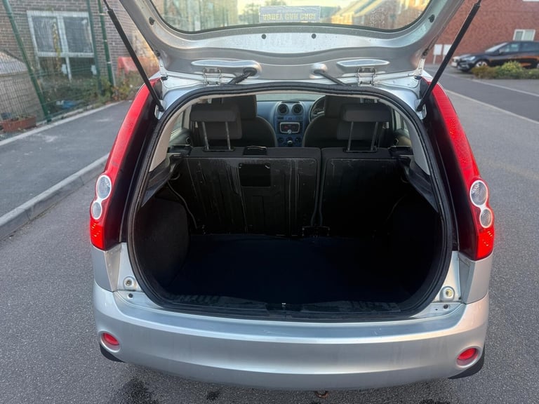 2008 Ford Fiesta 125 Zetec Blue 5dr HATCHBACK Petrol Manual - Image 13