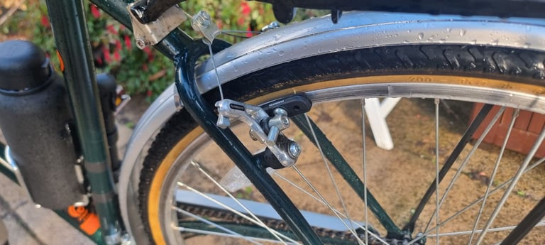 REAL CAFE  Gents Commuter bike. 4 speed in great condition with rack and mudguards.