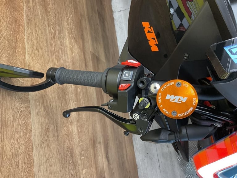 KTM 1290 SUPERDUKE R Evo