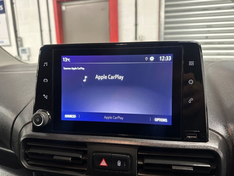 2021 71 VAUXHALL COMBO 1.5 TURBO D 2300 SPORTIVE L2 H1 EURO 6 * 29,507 3 SEATER 