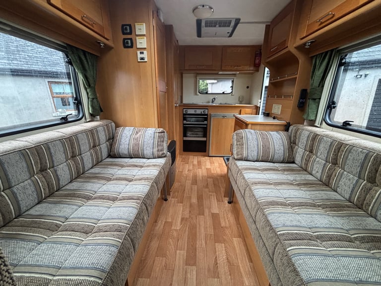 Elddis Sunseeker 115 Coachbuilt Motorhome. 2 Berth. 2009 Peugeot 2.2 Diesel. A/C