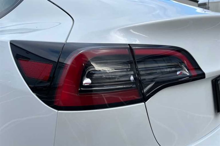 2021 Tesla Model 3 Long Range AWD 4dr Auto SALOON ELECTRIC Automatic