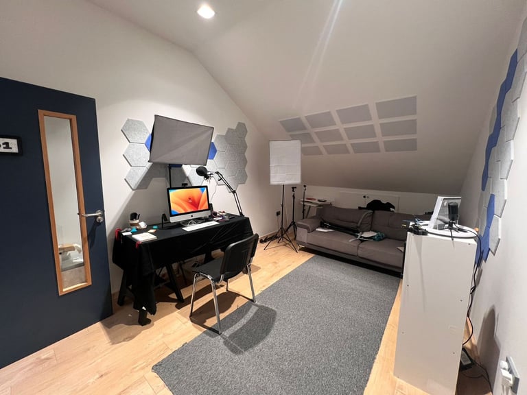 Music Studio | Beauty Room | Workspace | Creative Space in 102 Rookerty court, Leyton, E10 5FA  