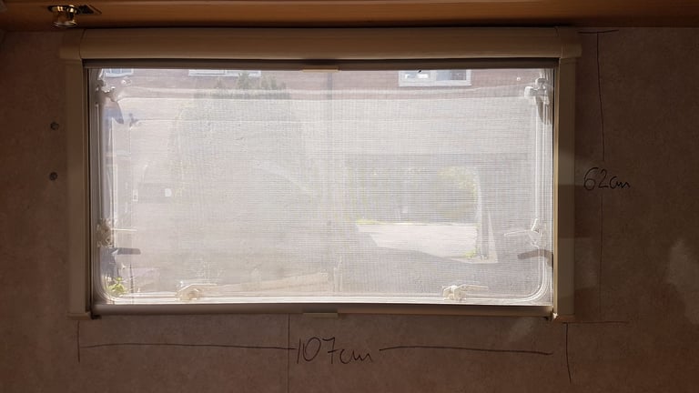 Various sizes window blinds with flynets for camper, caravan, motorhome, boat ect....