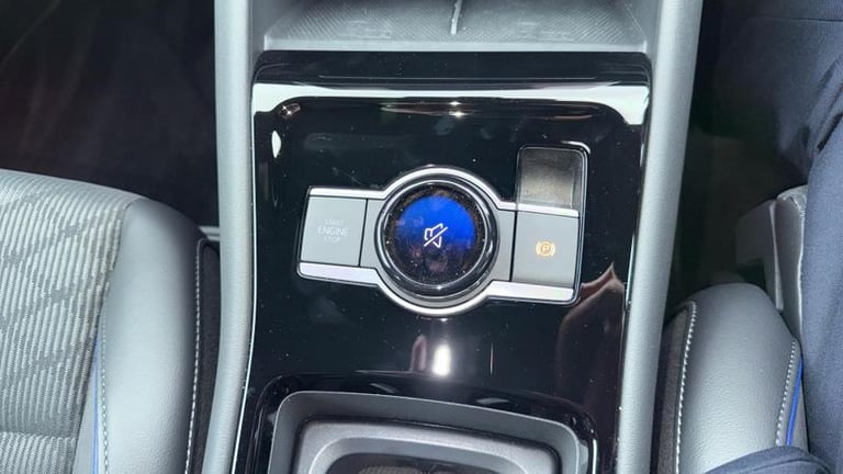 2025 Volkswagen Touran 1.5 eTSI (150ps) R-Line DSG Automatic Estate Hybrid Automatic