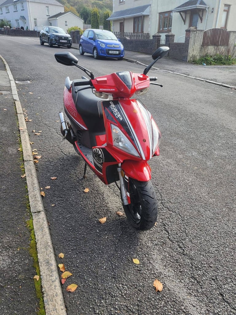 Moped scooter 50cc