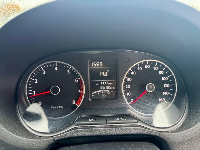 Volkswagen, POLO, Hatchback, 2012, Manual, 1198 (cc), 5 doors
