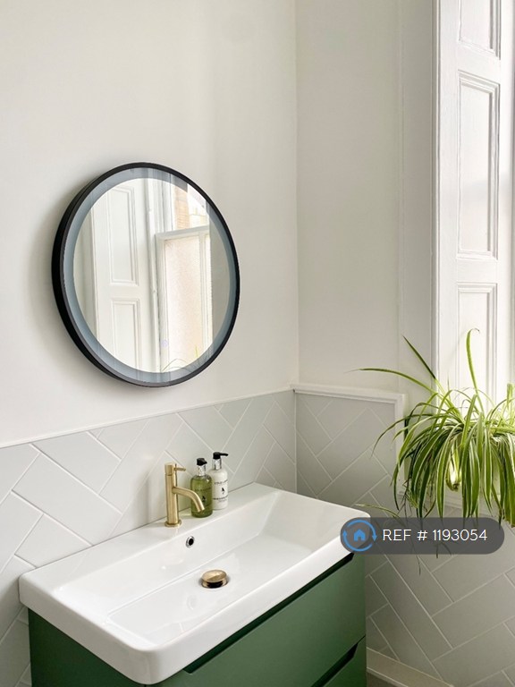 2 bedroom flat in Dundee Terrace, Edinburgh, EH11 (2 bed) (#1193054)