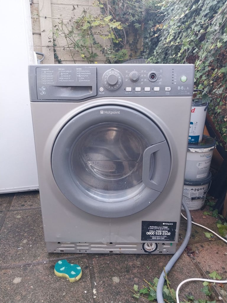 Free delivery 8kg washer dryer Hotpoint 
