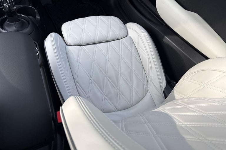 2022 MINI Hatch 1.5 Cooper Exclusive Hatchback 3dr Petrol Steptronic Euro 6 (s/s) (136 ps) HATCHB...