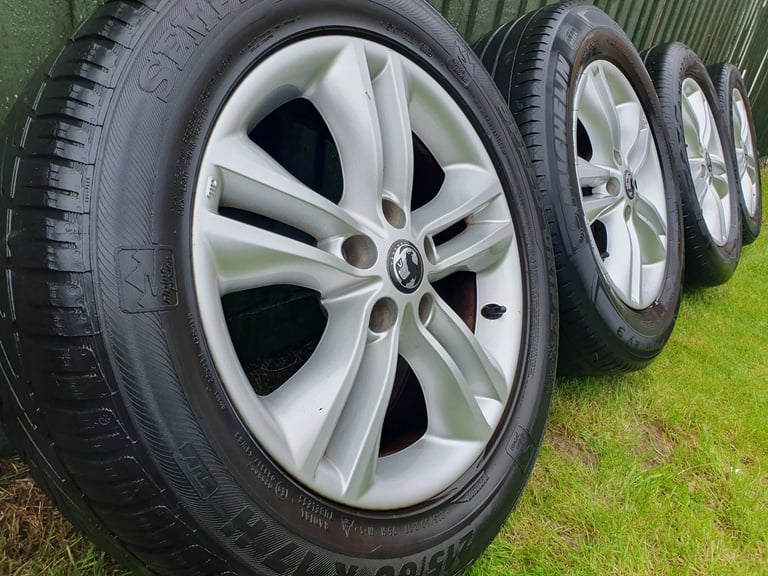 image for 17"ALLOY WHEELS to VAUXHALL VIVARO (2014 - 2019) RENAULT TRAFIC (2014 - 2024)