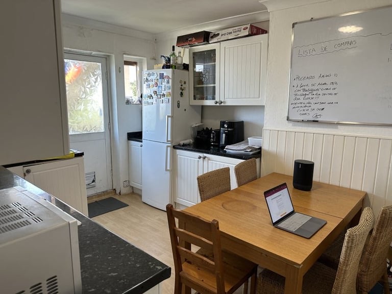 Double Room - Penge West Station