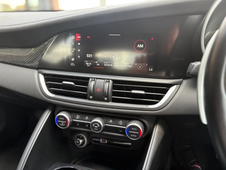 2022 Alfa Romeo Giulia 2.9 V6 Bi-Turbo Quadrifoglio Saloon 4dr Petrol GPF Auto Euro 6 (s/s) (510 ...