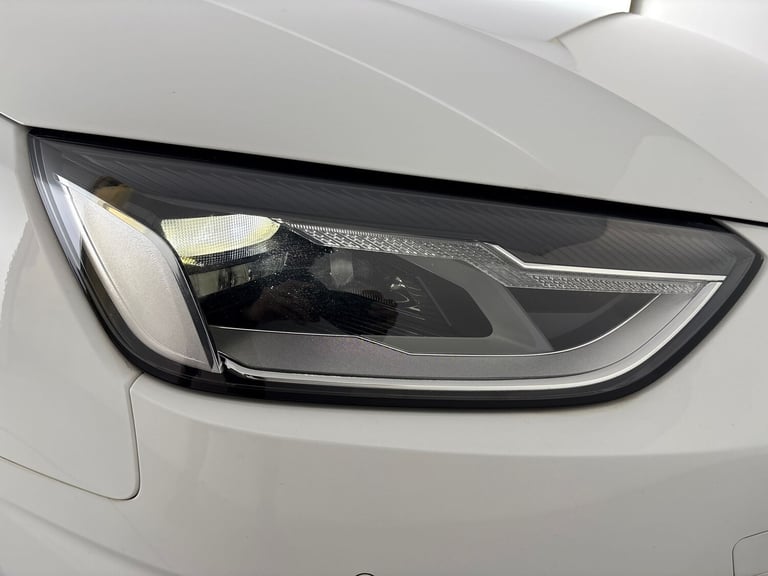 2021 Audi A4 30 TDI Technik 4dr S Tronic SALOON DIESEL Automatic