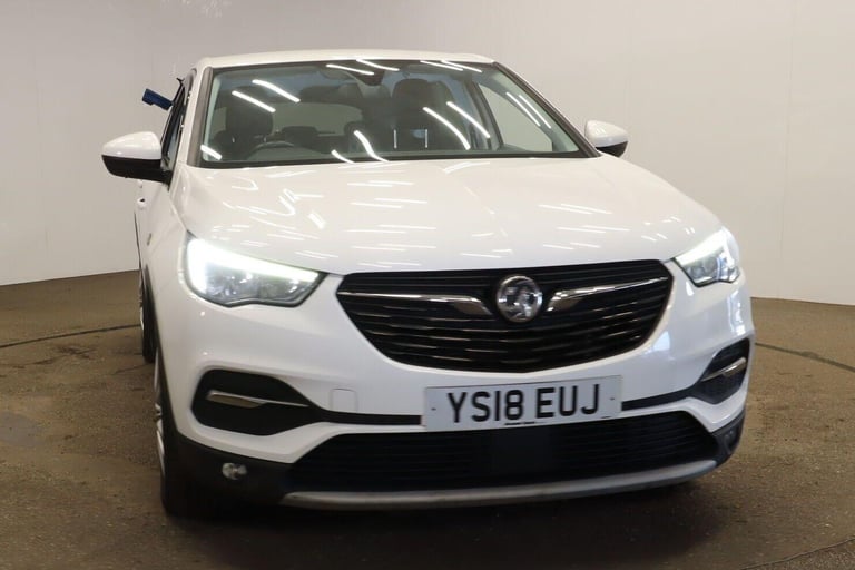 image for 2018 Vauxhall Grandland X 1.6 Turbo D BlueInjection Sport Nav Euro 6 (s/s) 5dr HATCHBACK Diesel M...