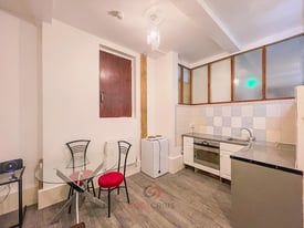We are happy to offer this beautiful 1 bed apartment in Caledonian Rd , Islington, N1-Ref: 764
