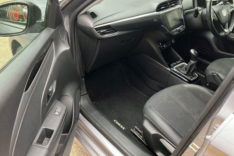  Vauxhall Corsa 1.2 Elite Hatchback 5dr Petrol Manual Euro 6 75 Ps Petrol