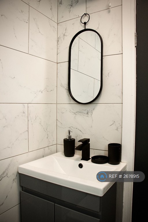 1 bedroom flat in Kingstanding Road, Birmingham, B44 (1 bed) (#2678915)