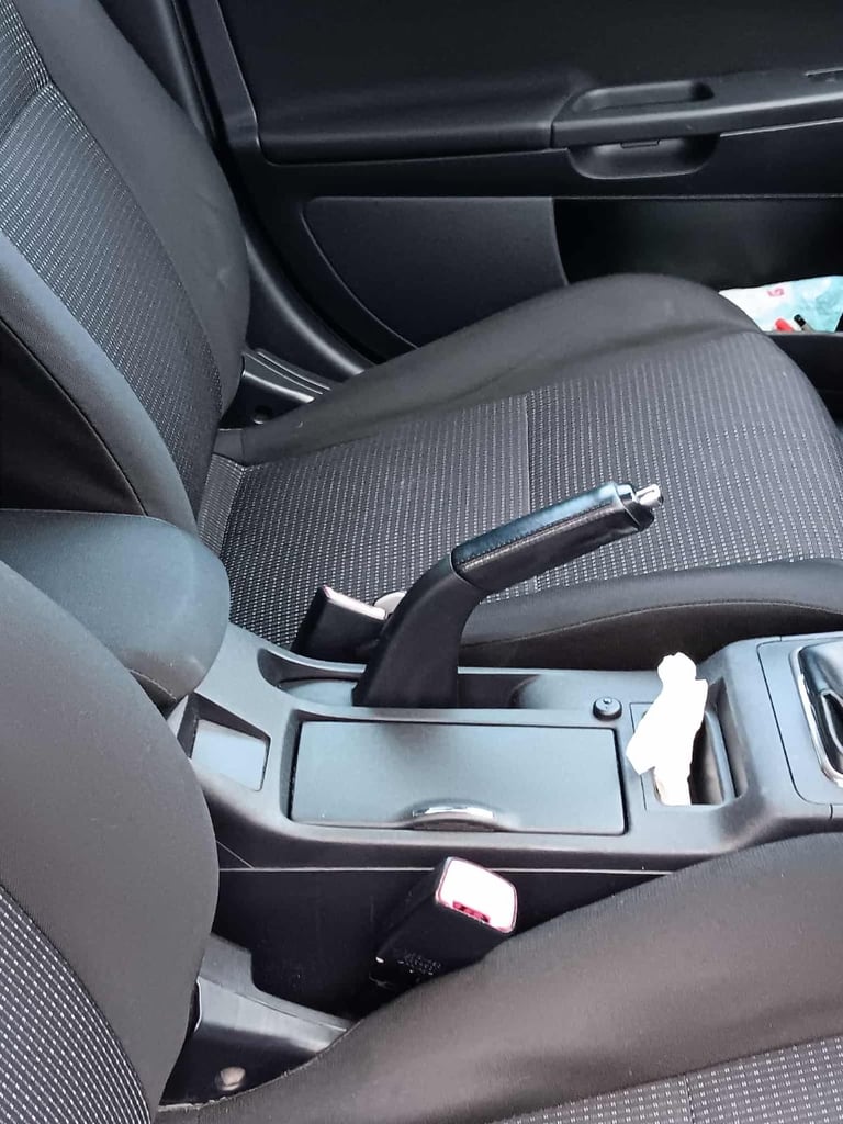 Mitsubishi, LANCER, Hatchback, 2010, Manual, 1968 (cc), 5 doors