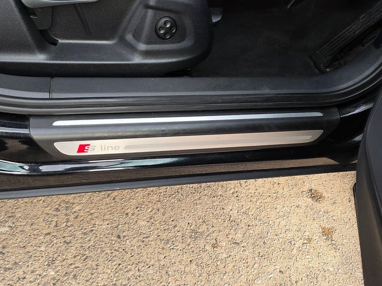 AUDI Q3 2.0 TDI S line Plus 2016