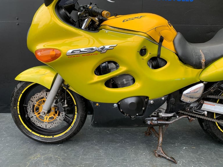 SUZUKI GSX 600F RUNNING PROJECT BIKE HPI CLEAR