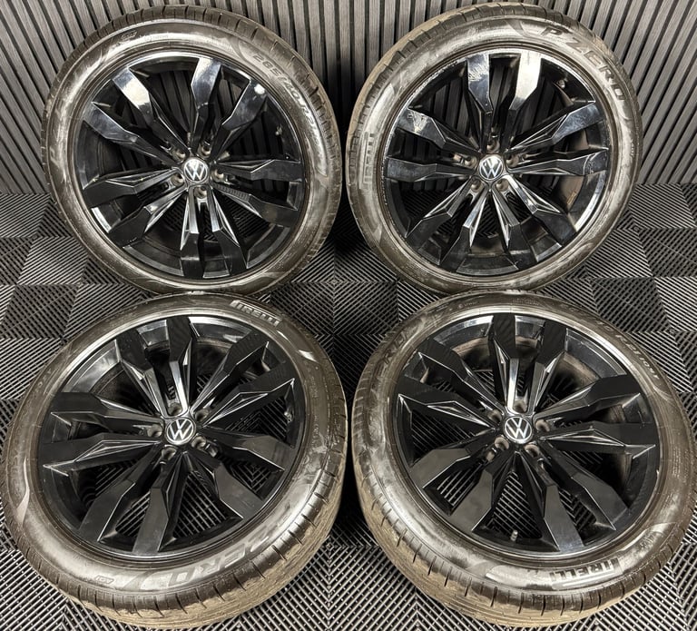 21'' GENUINE VW TOUAREG SUZUKA BLACK ALLOY WHEELS ALLOYS TYRES Q7