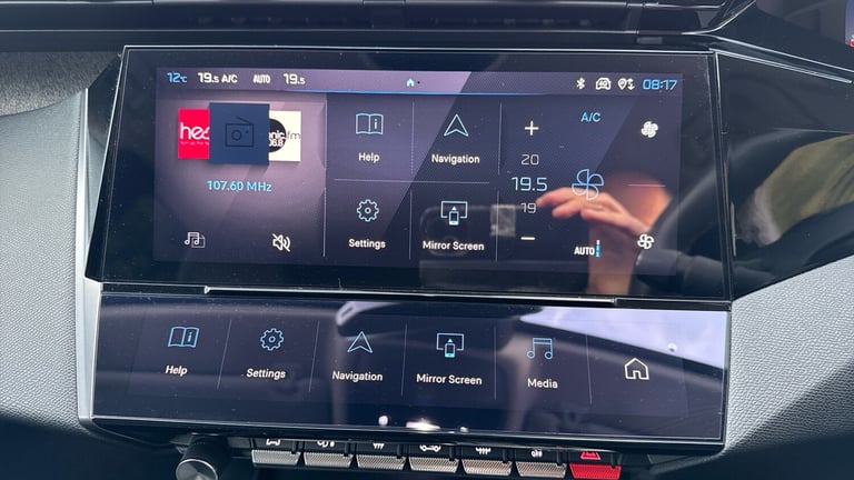 2022 Peugeot 308 1.2 PureTech Allure Premium 5dr EAT8 Petrol Hatchback Hatchback Petrol Automatic