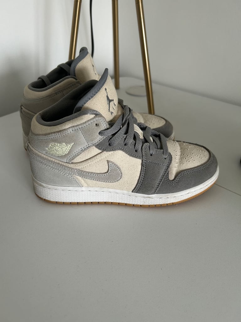 Nike Jordan Trainers size 3.5