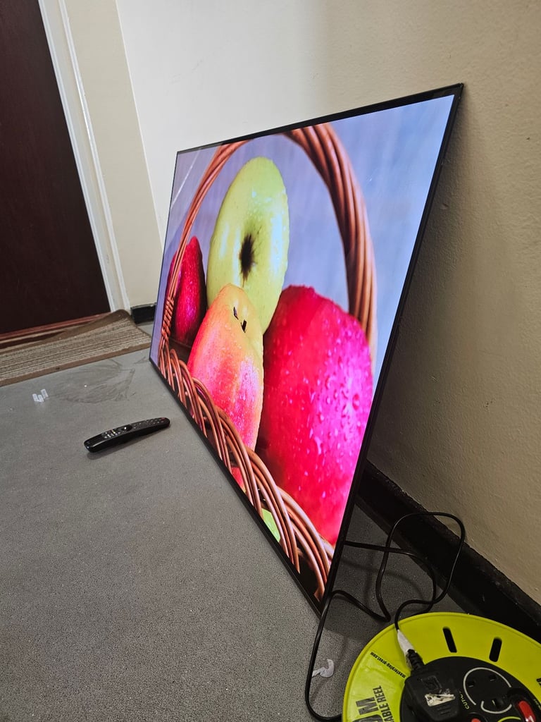 55" LG OLED 4K ULTRA SMART 120HZ TV 